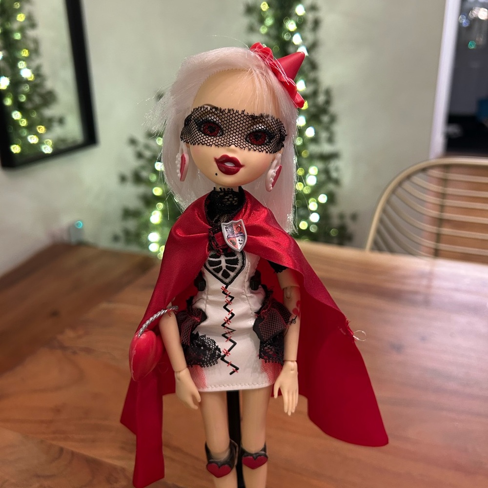 RARE Bratzillaz Jade J'Adore doll Bratz